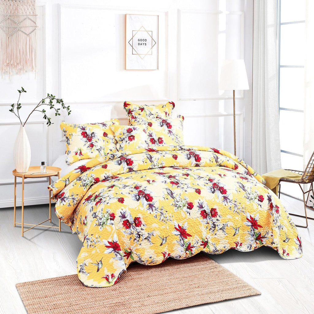 DaDa Bedding Sunshine Yellow Hummingbird Floral Quilt Set
