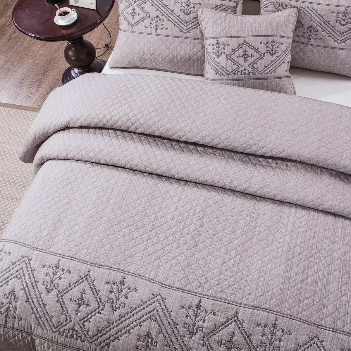 DaDa Bedding Whimsical Lavender Grey Cottage Soft Quilted Coverlet Bedspread Set (JHW866)