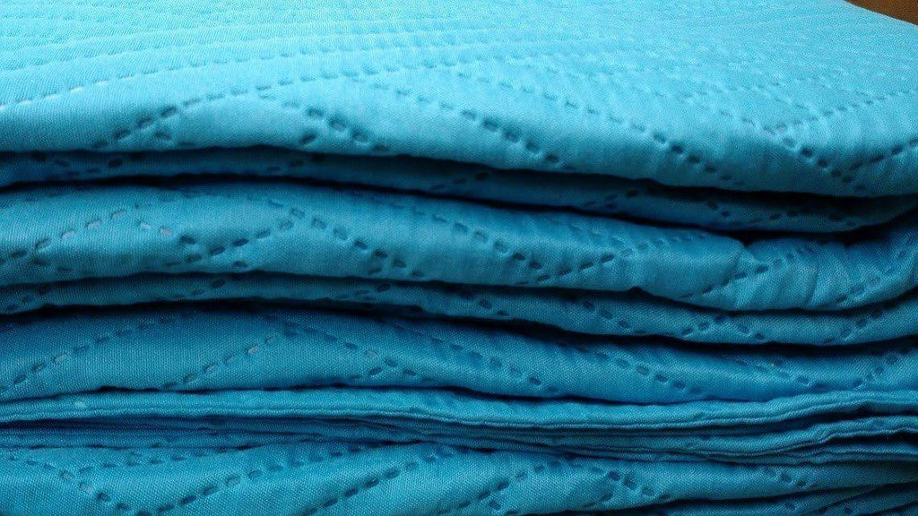 DaDa Bedding Gentle Wave Turquoise Teal Blue Lagoon Lightweight Quilted Bedspread Set (LH3000)