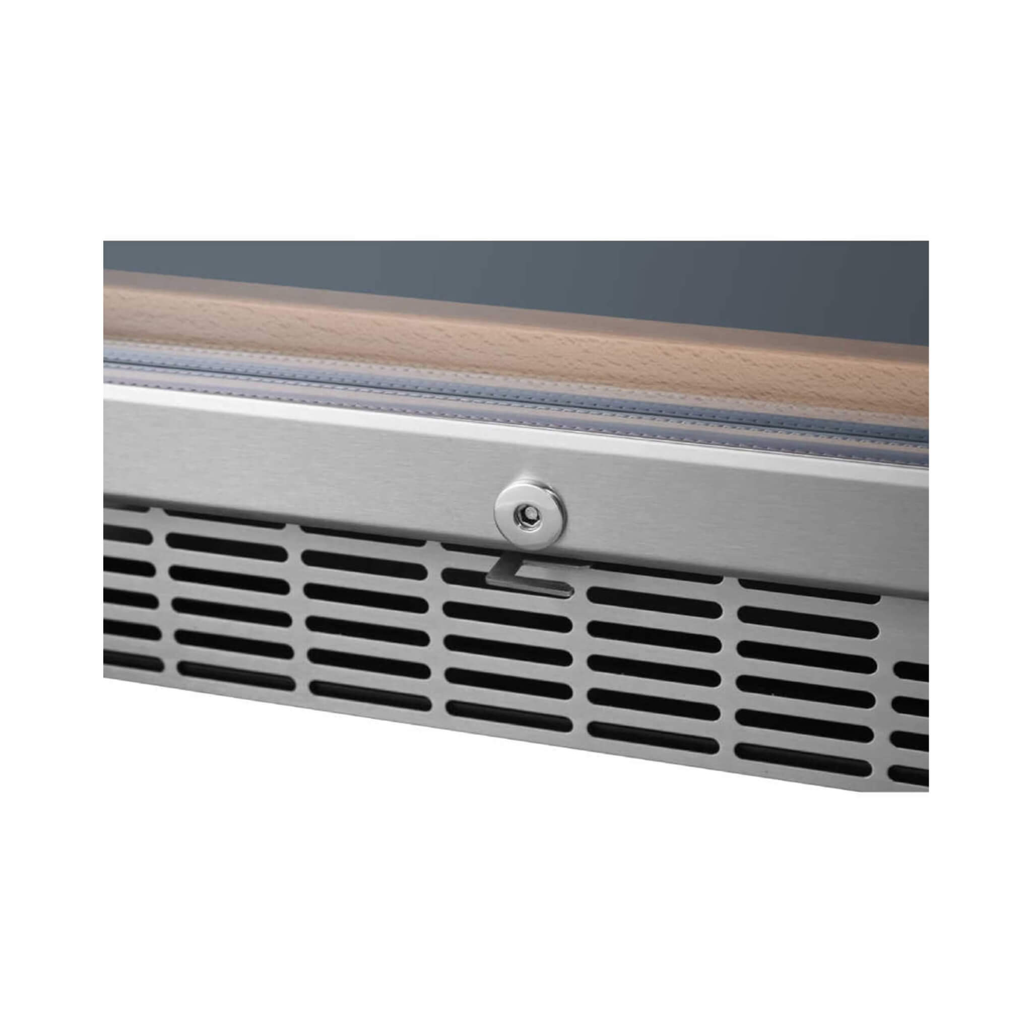 Edgestar 24-Inch 141 Bottle Capacity Freestanding Dual Zone Wine Cooler With Interior Lighting [CWR1552DZ] (SAK49245)